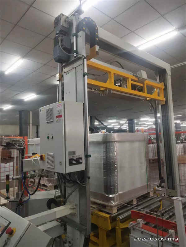 Máquina de cinta vertical de paletes totalmente automática