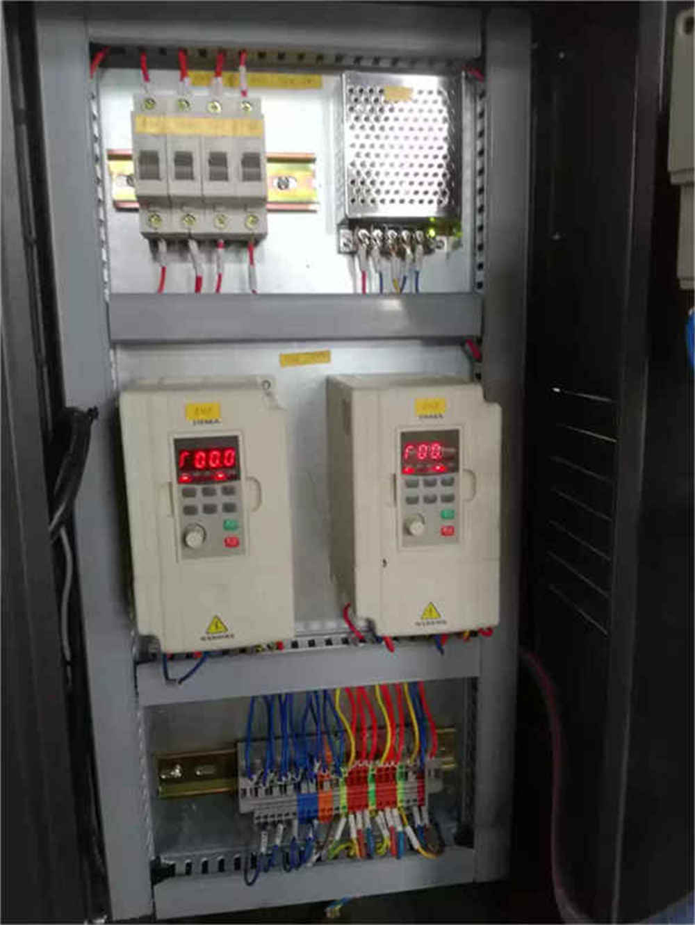 Envoltório Tipo Cilindro de Fita Gotejante Pré-esticada