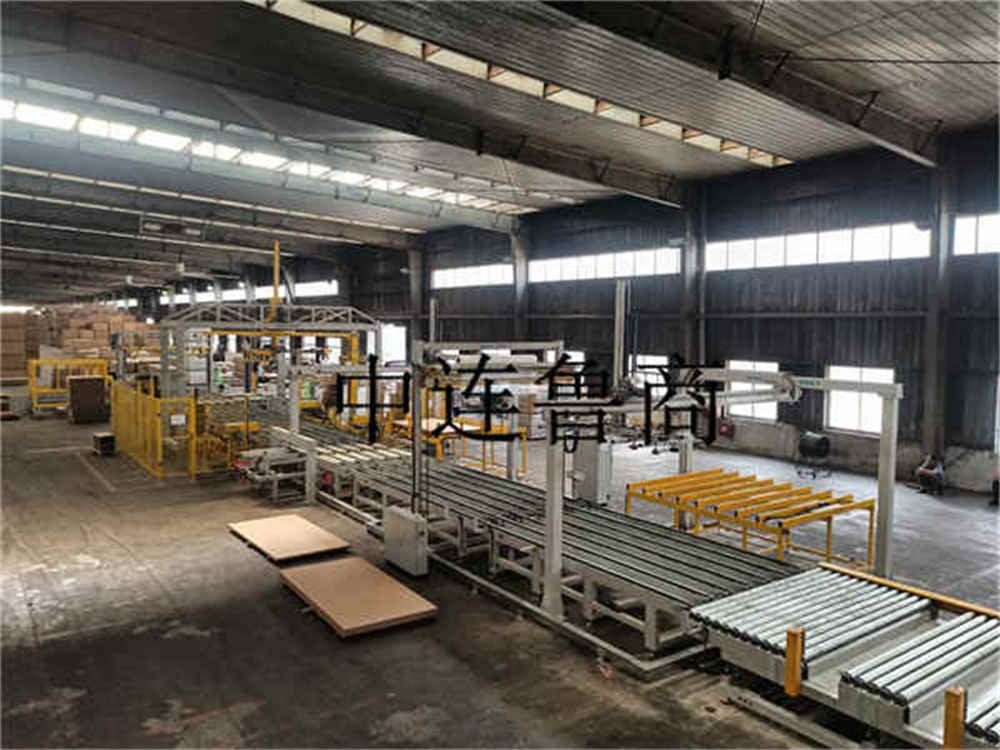 Sistema de embalagem inteligente para tábuas de madeira feitas pelo homem