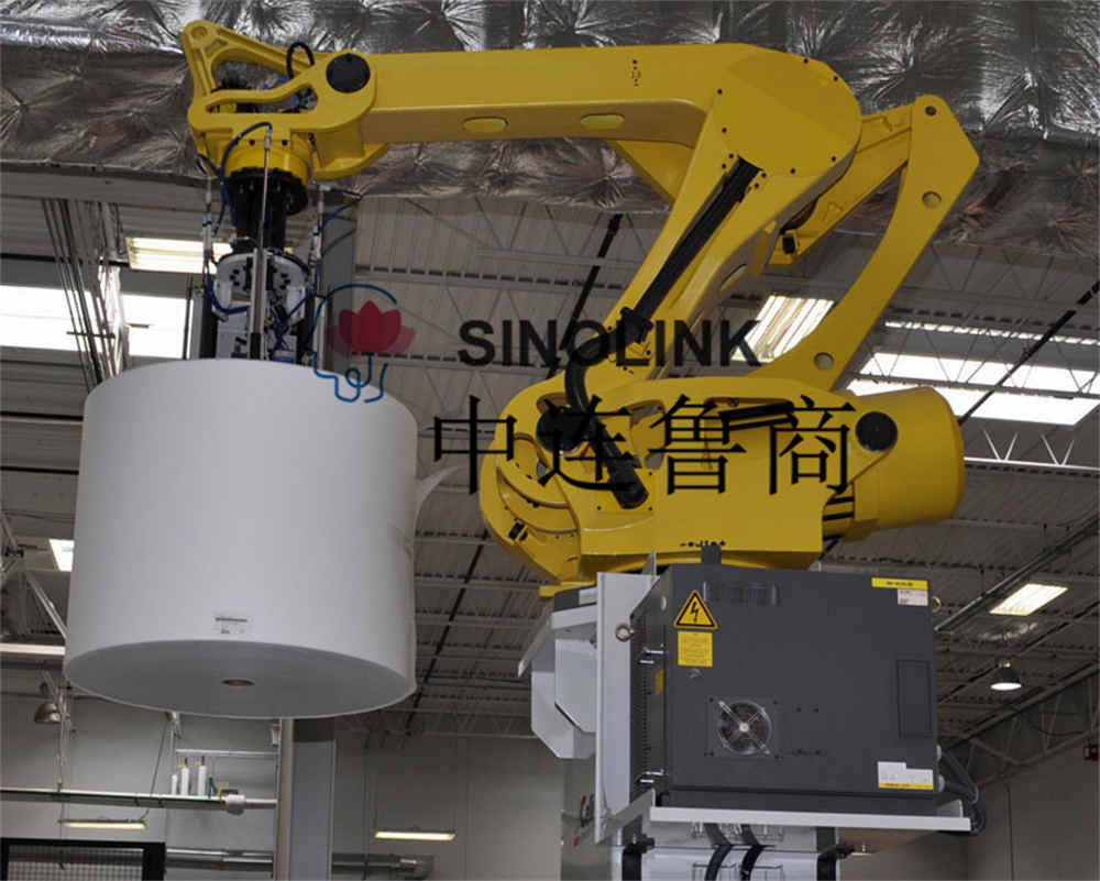 Sistema automático de transporte e embalagem de tecido não tecido