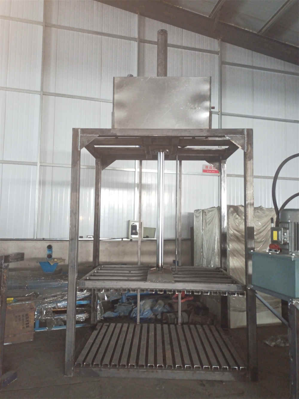 Enfardadeira Hidráulica Totalmente Automática