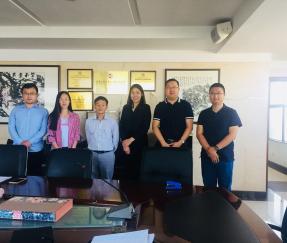 Clientes do Laos pela assinatura do acordo para projeto governamental