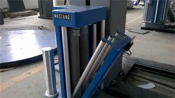 máquina de embrulhar wrapping machine