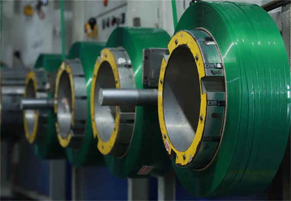 Fita de cintagem de rolo de banda PET de vendas quentes para vendas Hot Sales PET Band Roll Strapping Tape For Sales