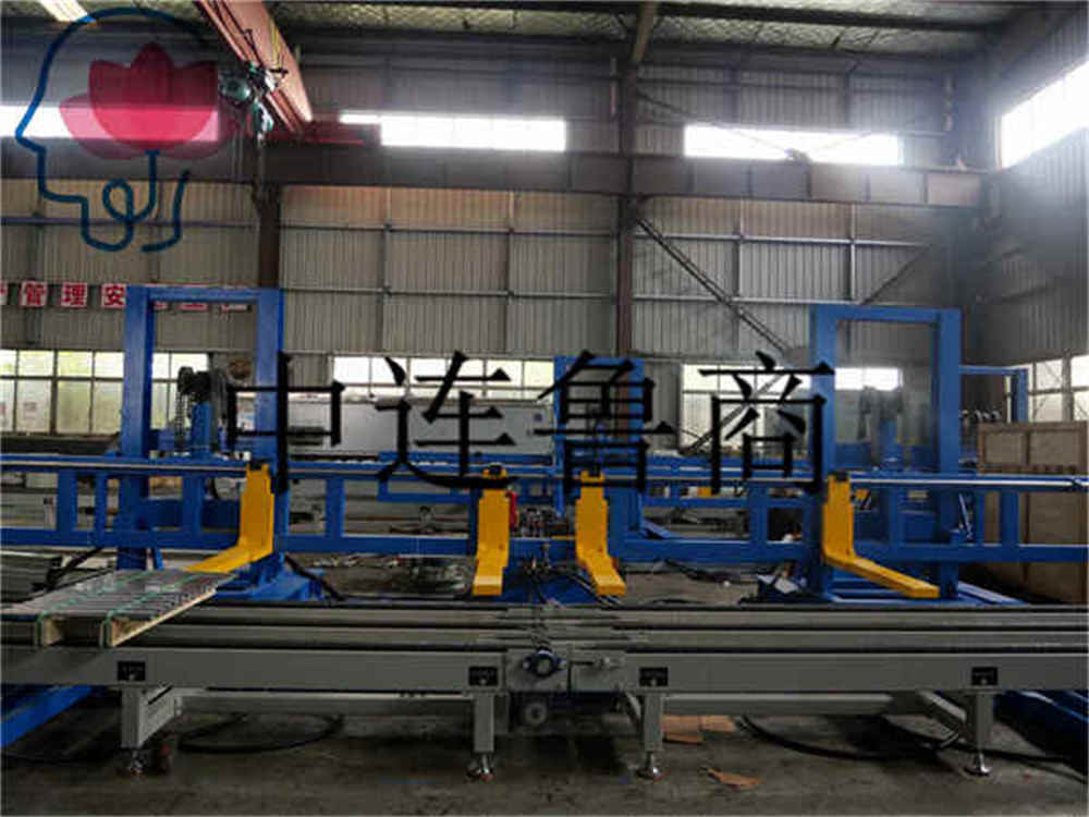 Linha Automática de Embalagens Online para Placas Perfiladas Automatic Online Packaging Line For Profiled Plate