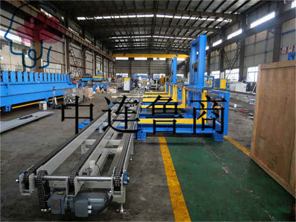 Linha Automática de Embalagens Online para Placas Perfiladas Automatic Online Packaging Line For Profiled Plate